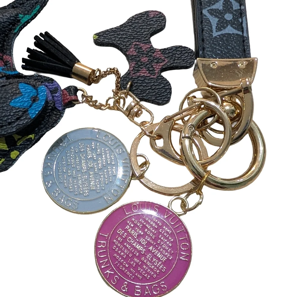 Louis Vuitton Trunks & Bags Charms (2) 35x41mm